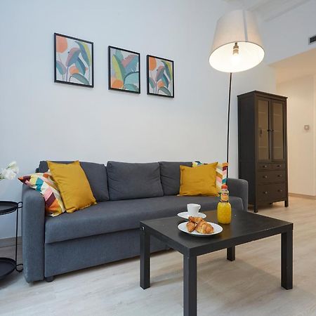 One Bedroom Flat Close To Beach Барселона Экстерьер фото