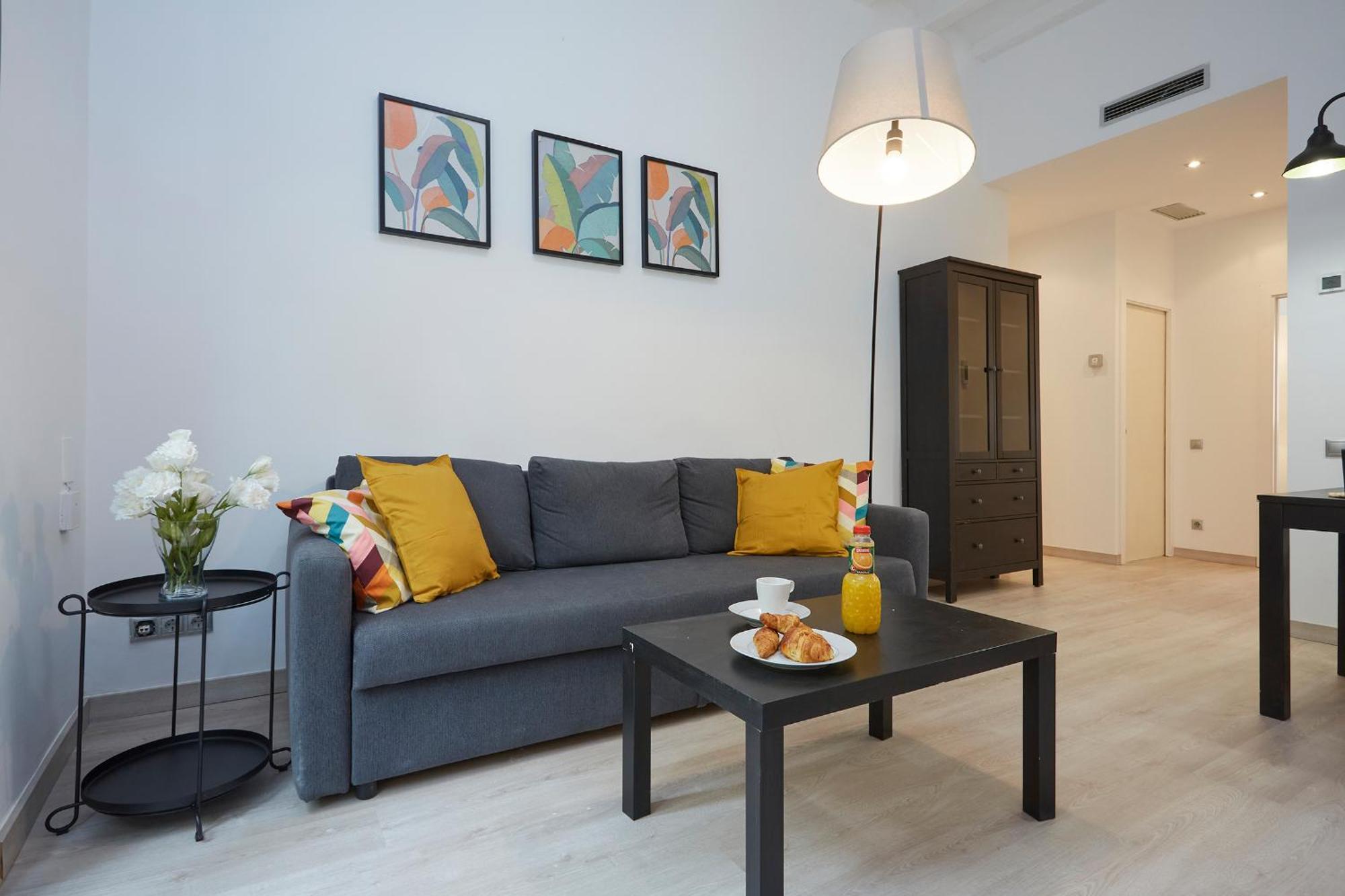 One Bedroom Flat Close To Beach Барселона Экстерьер фото
